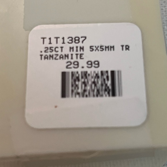 .25CT MIN 5x5MM Natural Tanzanite Trillion  Gem Stone. - Picture 3 of 4